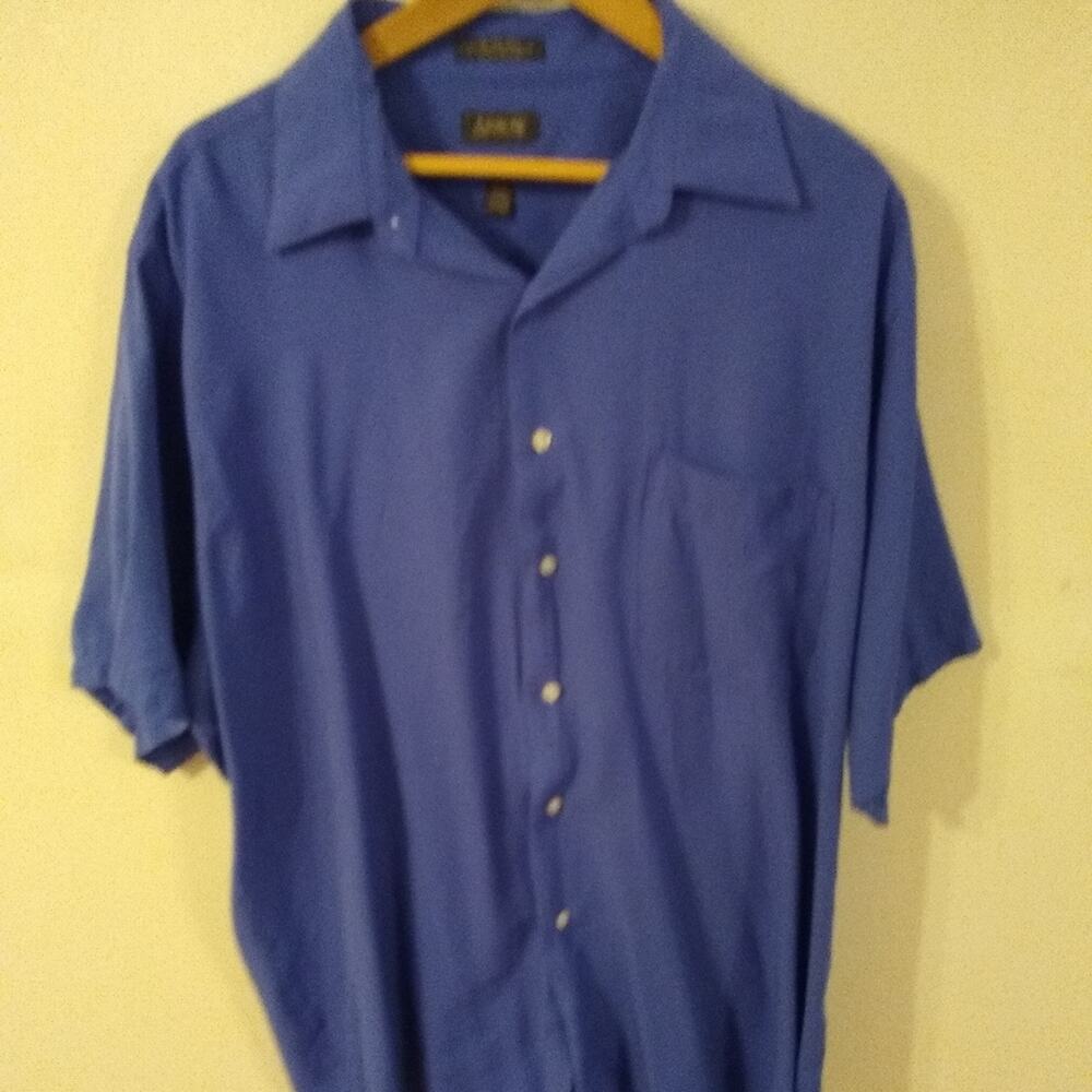 Arrow Men's Size XL Ultra silk shirt in Blue. Office, Comfy